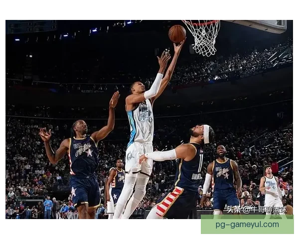 伦纳德31分领衔 星条队险胜世界队