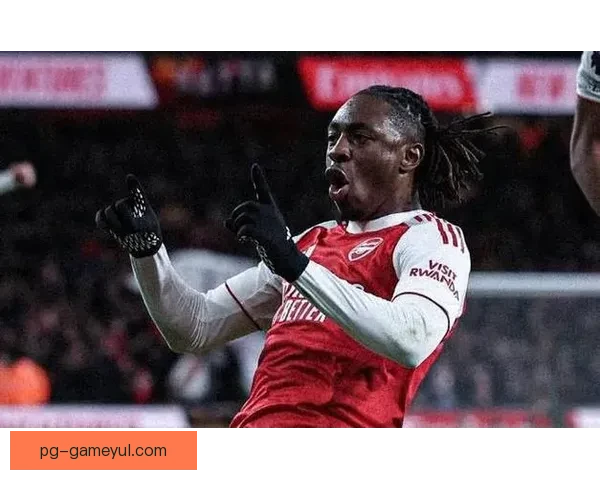 埃泽再遭弃用本季还能踢几场球