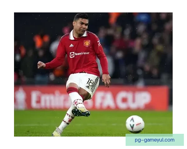 卡塞米罗或投梅罗阵营引新猜想 卡塞米罗或投梅罗阵营引新猜想